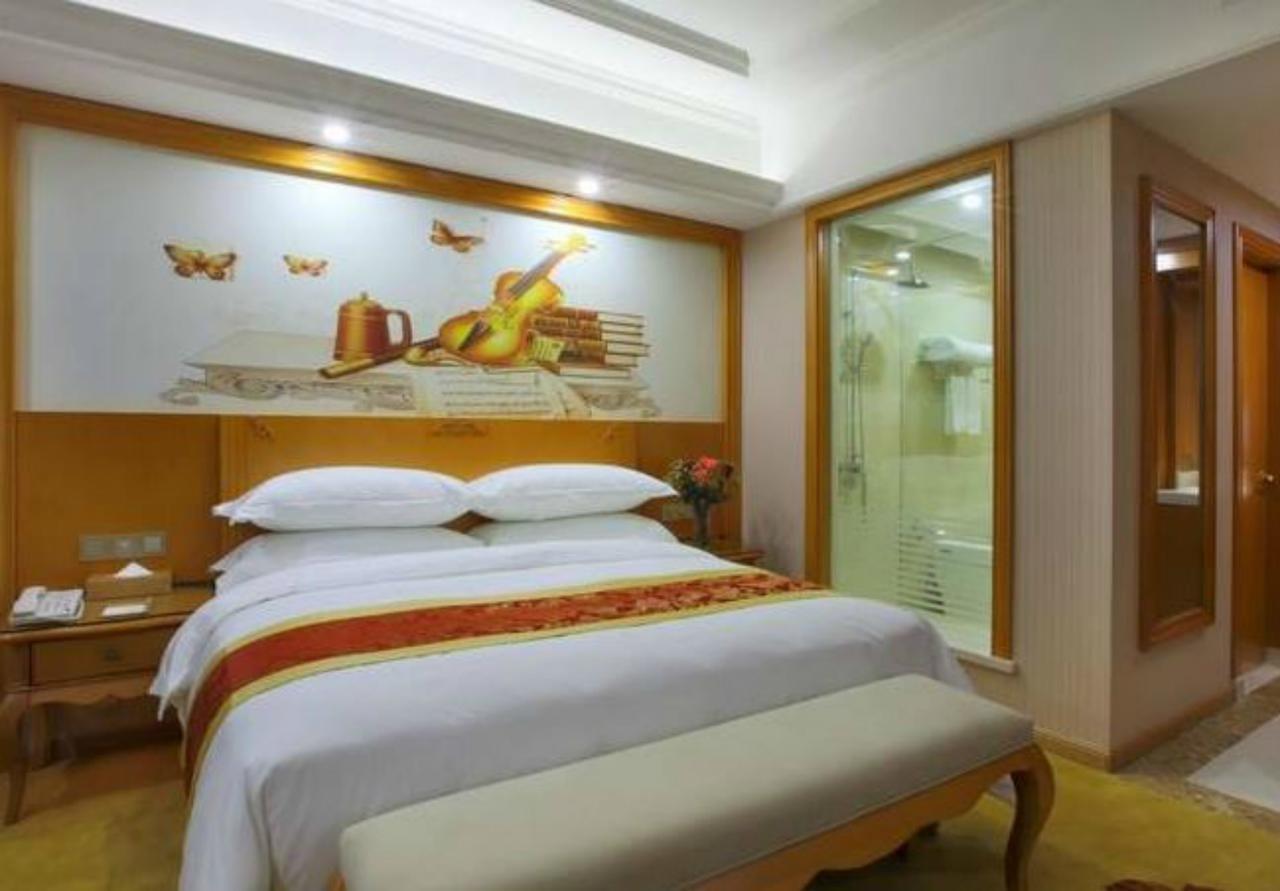 Venus International Hotel Shanghai South Shenjiang Road Exterior photo